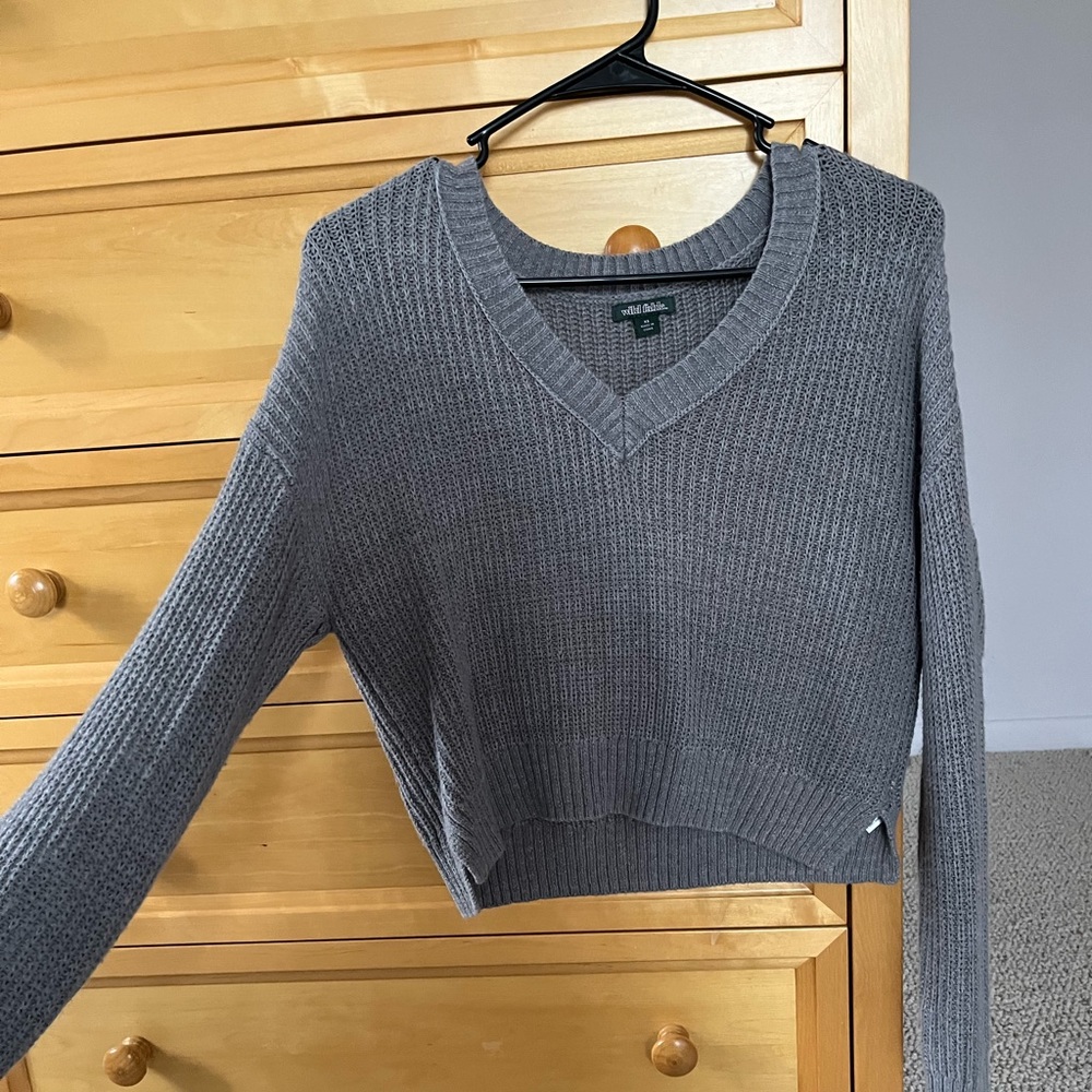 Wild Fable xs grey sweater